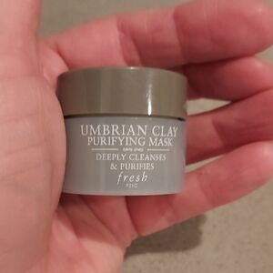 Fresh Umbrian Clay Purifying Mask - Made In France